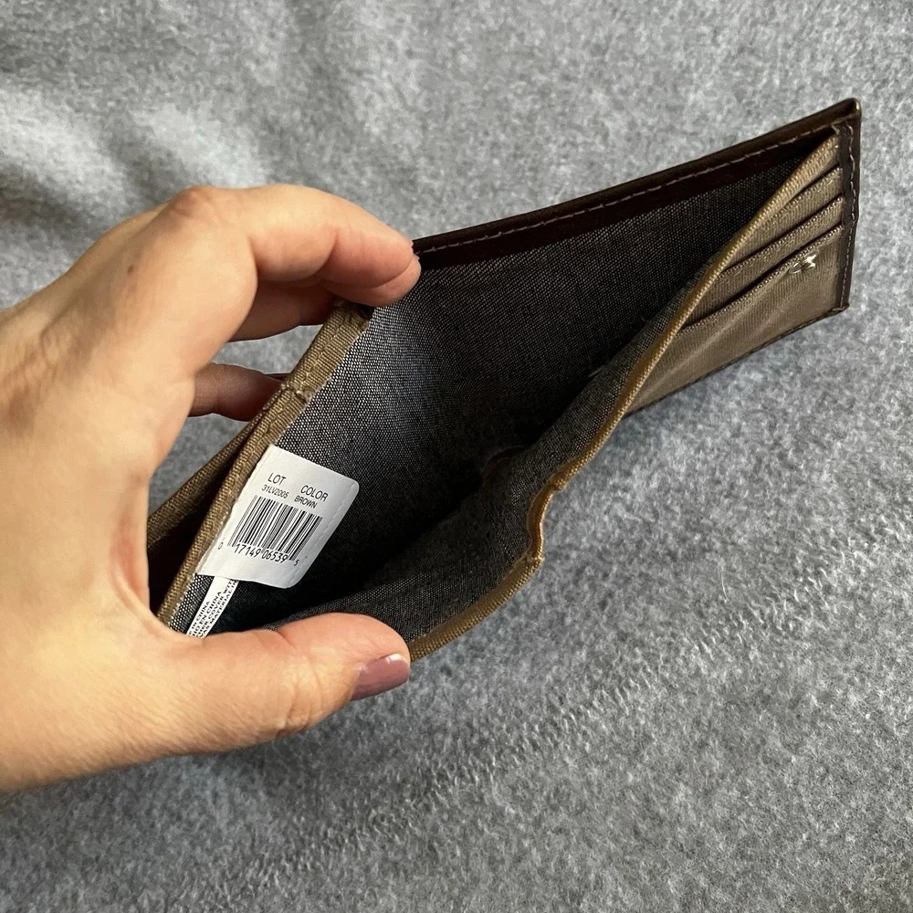 Levi's Brown Leather Trifold Wallet‎ Levi's Men's New Soft Leather 31LV2005 Gift